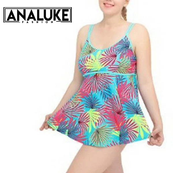 Plus Size Garish Plants Swimsuit Dynamic Women's Moto