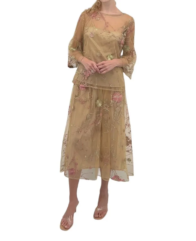 Embroidered Thoul Skirt In Coral Pink Feminine Women's Style 