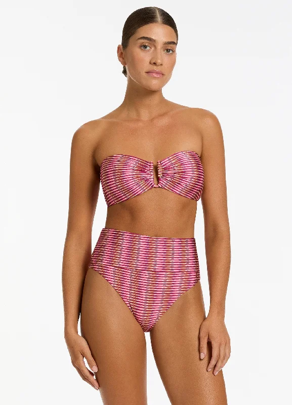 Alessia Geo Bandeau Bikini Top - Peony Laid - back Women's Vibe