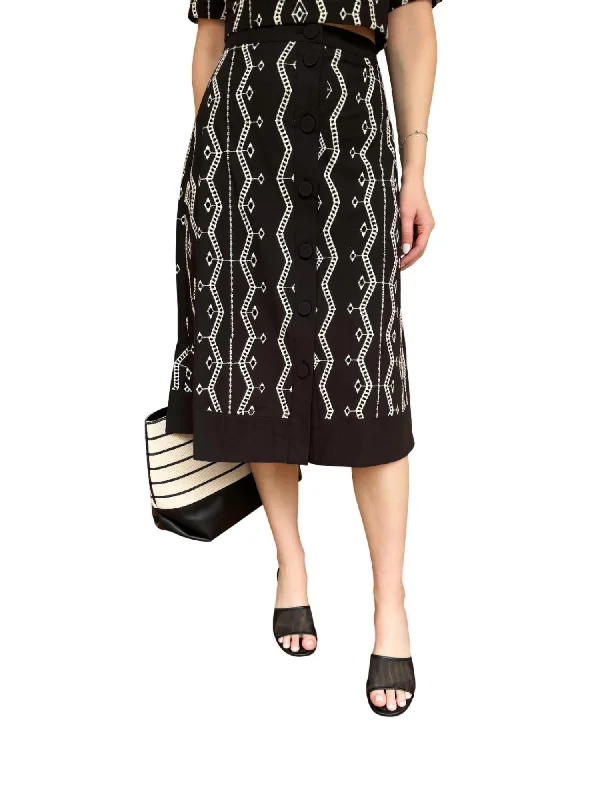 First Midi Flared Skirt In Noir Refined Women's 