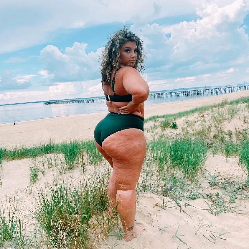 The Need for Speed Bikini Bottoms Monochromatic Office Style