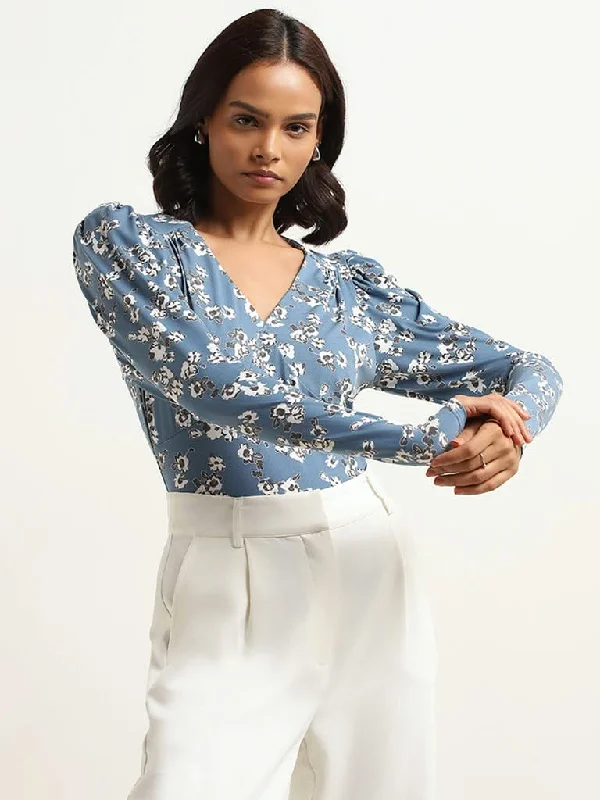 Wardrobe Blue Floral V Neck Top Cozy Women's Sherpa - lined