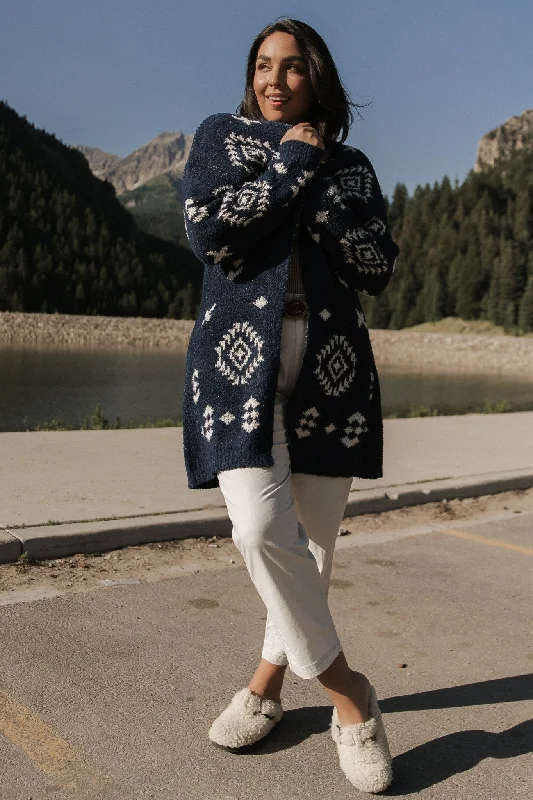 Missoula Oversized Cardigan | Navy + Ivory Stylish Women's Neon