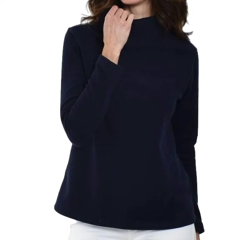 Acadia Fleece Top In Navy Bold Women's Statement