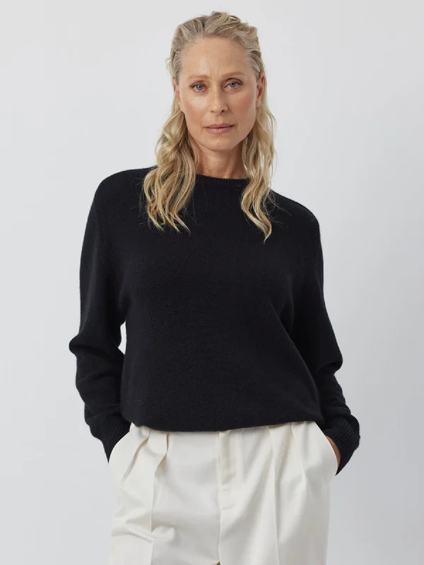 Cashmere Boyfriend Saddle Sweater - Black Gym