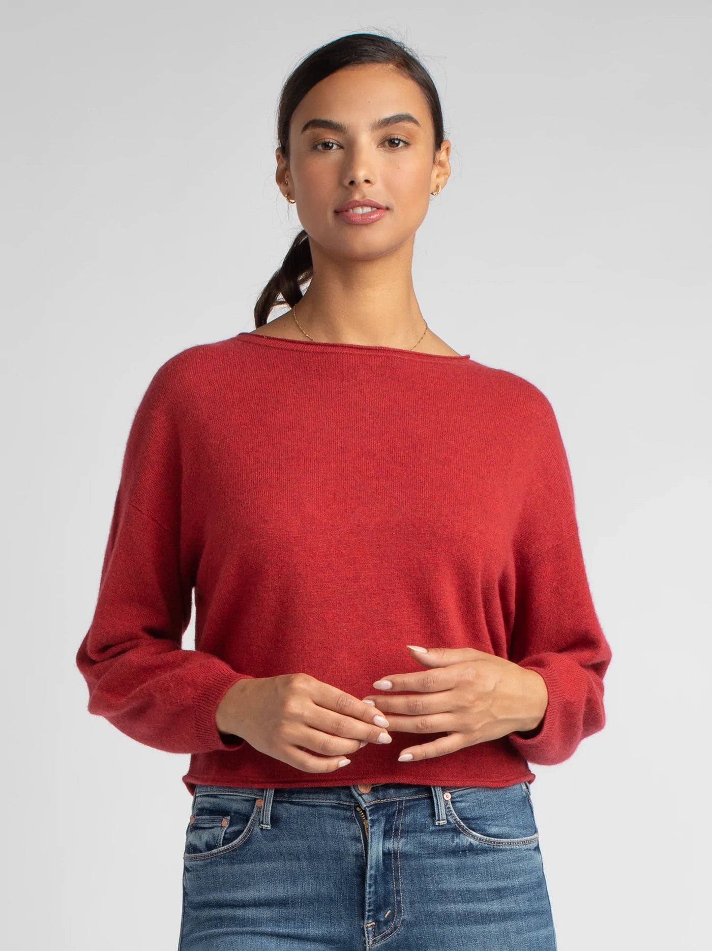 Cashmere Cropped Crew in Fire Sleek Women's Metallic