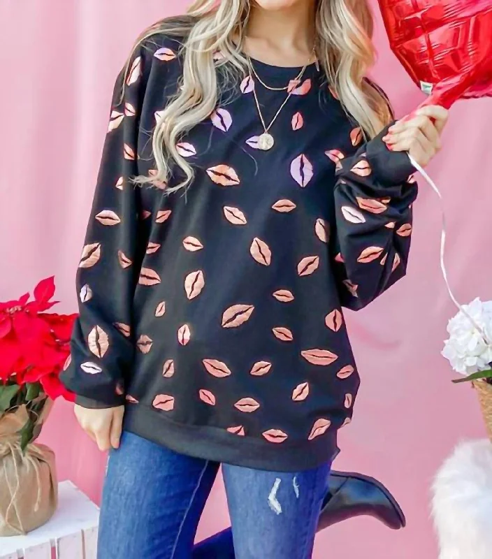 Kiss Pink Foil Allover Print Pullover Sweatshirts In Black Classic Women's Tweed