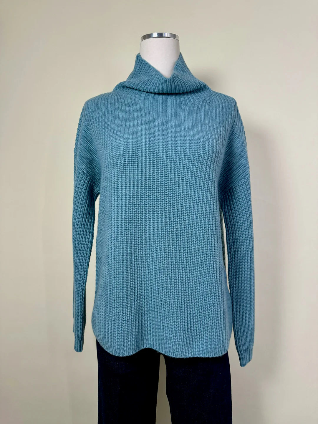 LONA Cashmere/Wool Turtleneck Sweater in Ocean Confident Women's High - fashion