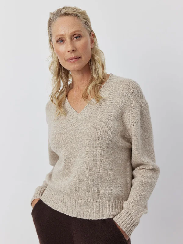 Luxe  Cashmere V Neck Sweater - Beige Melange Dapper Women's 1920S