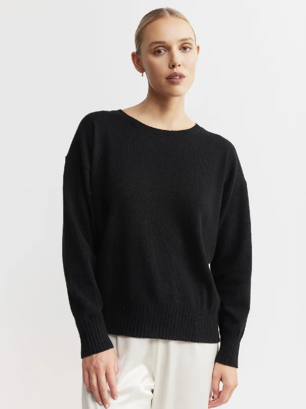 Essential Cashmere Relaxed Crewneck - Black Sleek Women's 