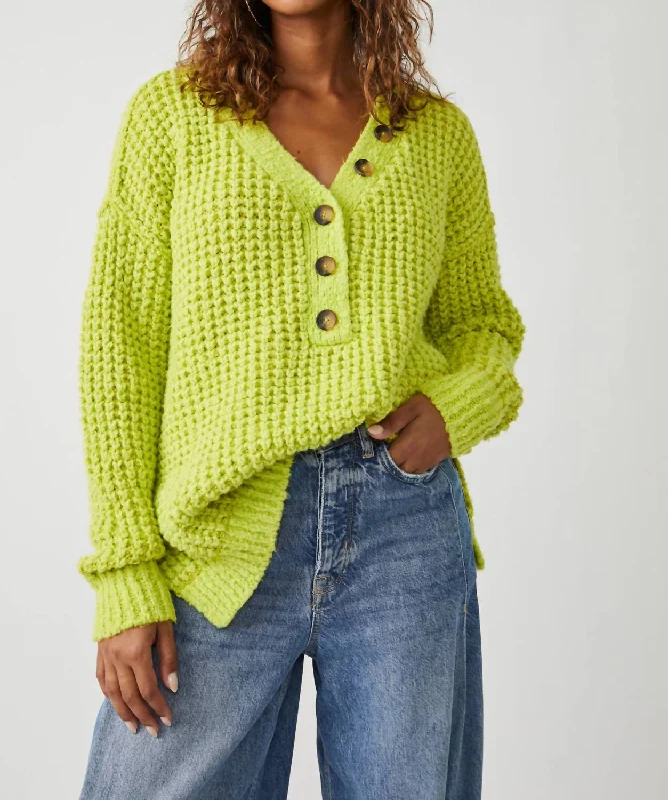 Whistle Thermal Henley Top In Acid Lime Women