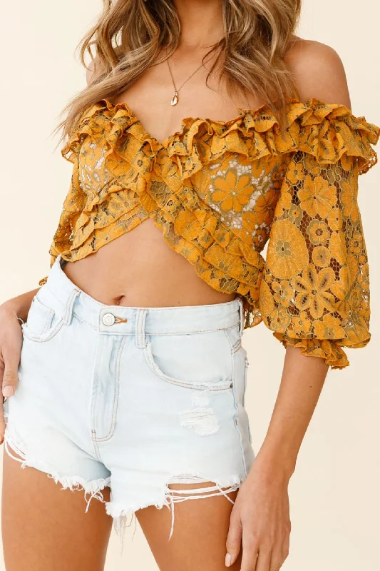 Rosarito Balloon Sleeve Halterneck Lace Crop Top Mustard/Olive Scandinavian